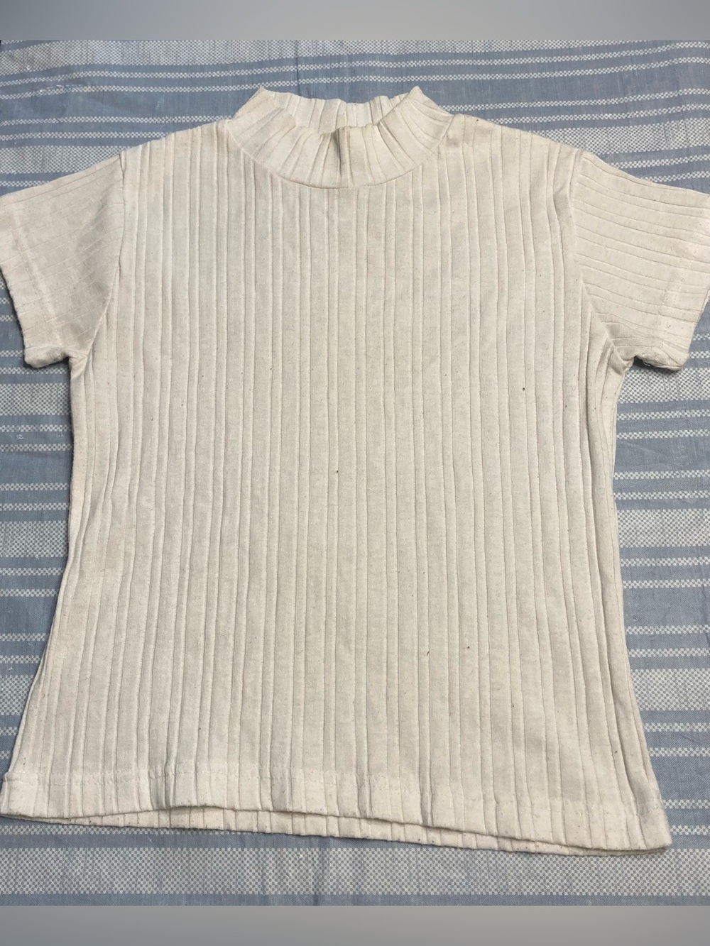 💛TODAY*$10*Simply One Step cream colored, ribbed, s/sleeved/vintage mock-turtle